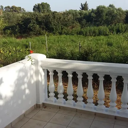 Natalia Apartament Lixouri