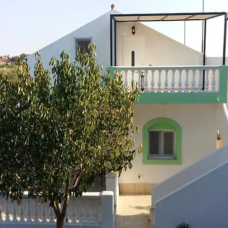 Apartament Natalia Lixouri